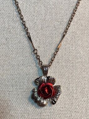 Vintage Red Rose Pendant Necklace Silver Tone Floral 16” Romantic Statement
